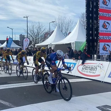 Cosy Bien Situe Avec *